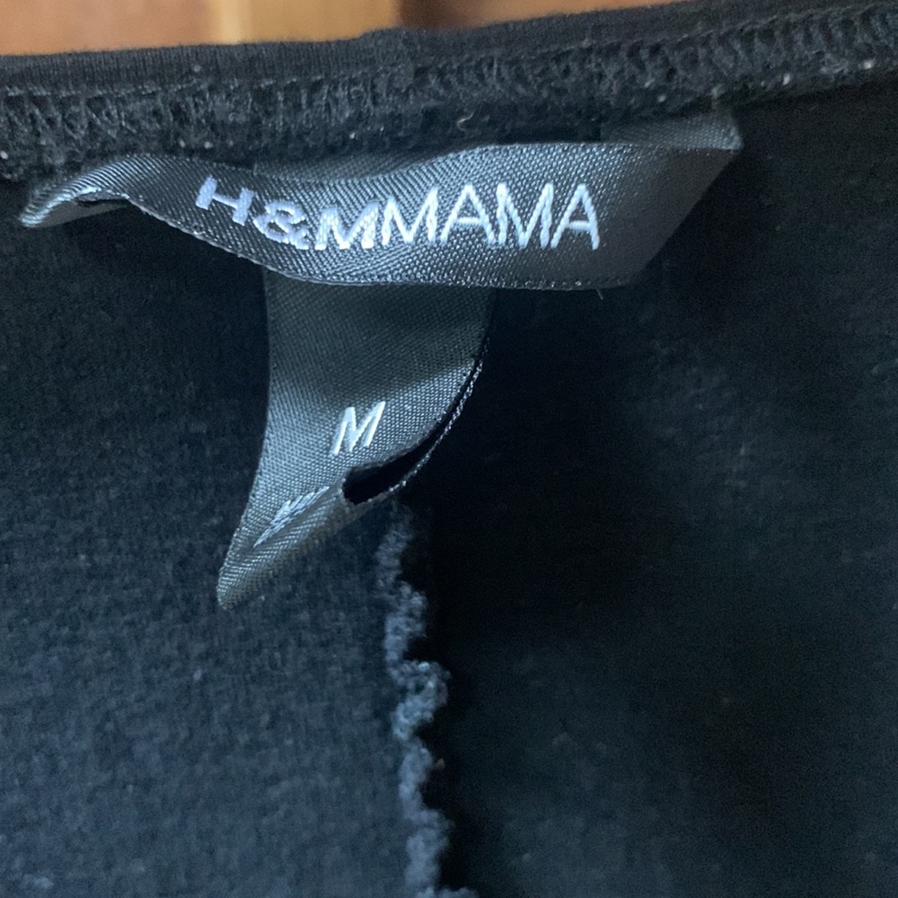 Womens h&m mama black top. Ties in back size medium - Picture 2 of 5